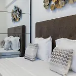 Rocco In Odyssey Pool & Apartament *