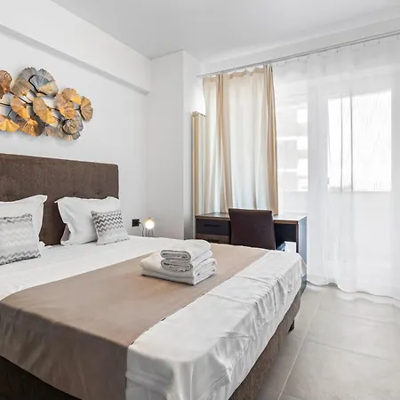 Rocco In Odyssey Indoor Pool & Năvodari