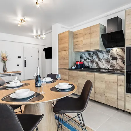 Rocco - Odyssey Pool&spa * Năvodari