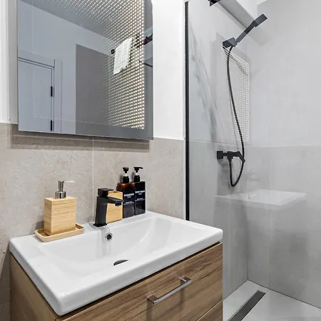 Rocco In Odyssey Indoor Pool & Apartamento *