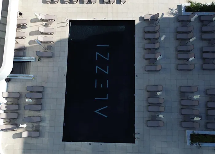 Rocco - Odyssey Pool&spa