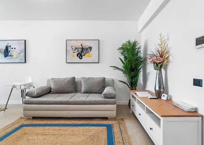 Rocco - Odyssey Pool&spa *